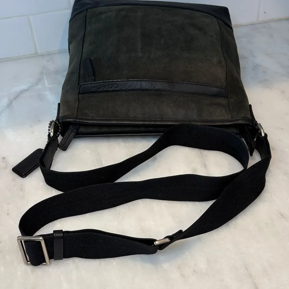 Coach Crossbody Purse Handbag Leather Camden Suede Messenger Bag Pocketbook